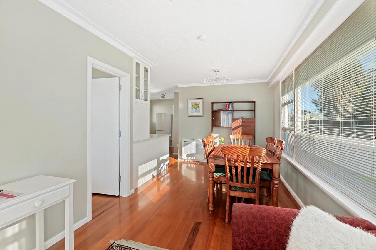 Coastal City Retreat - New Brighton Accommodation クライストチャーチ エクステリア 写真